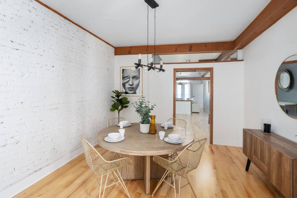 Chic Mile-End 3Br Getaway - Free Parking, Sleeps 8 Lejlighed Montréal Eksteriør billede